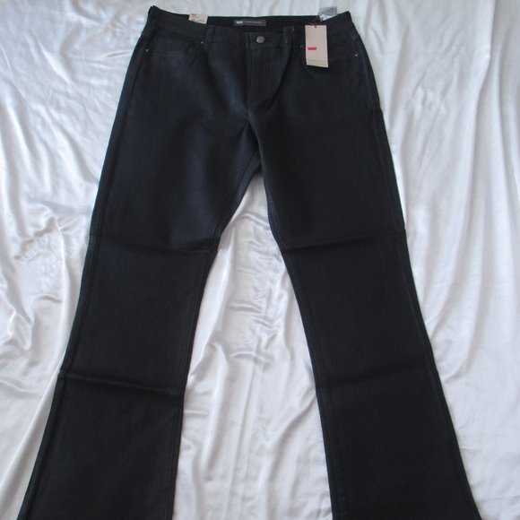 Levi’s 587440002 Mid Rise Bootcut Skinny Black
